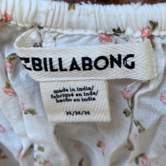 📌 Billabong Swiss Dot Rosebud Crop Peasant Blouse - Picture 2 of 5